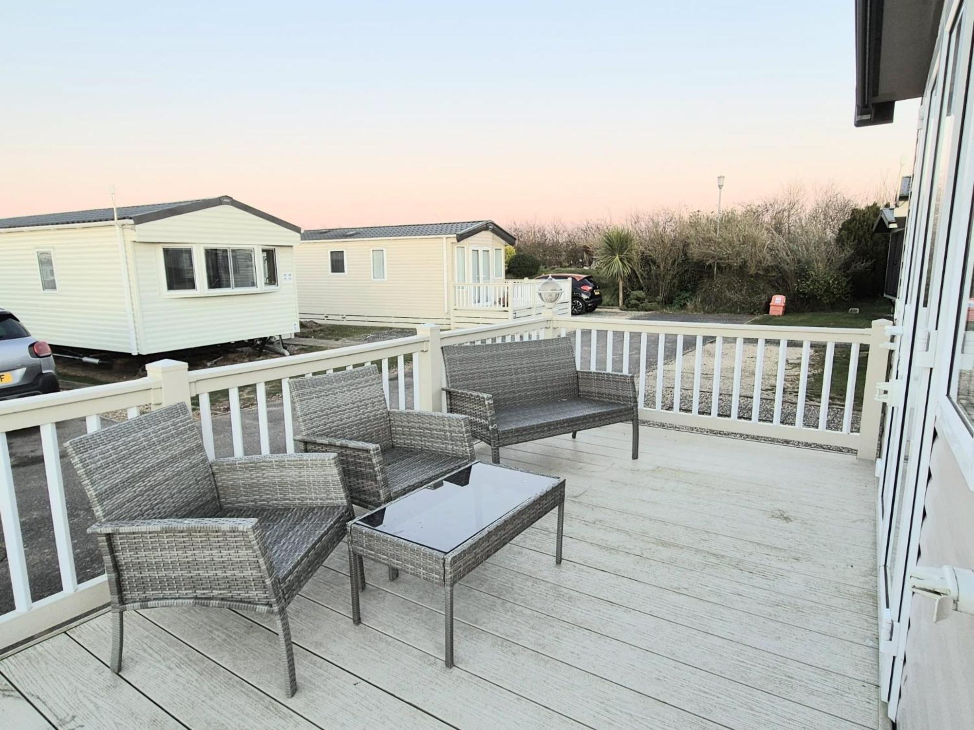Luxury 3 Bedroom Holiday Home Margate Exterior photo